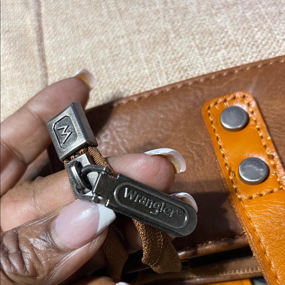 Wrangler buckin bronco rodeo Cream and Brown Tote Bag - Picture 7 of 11